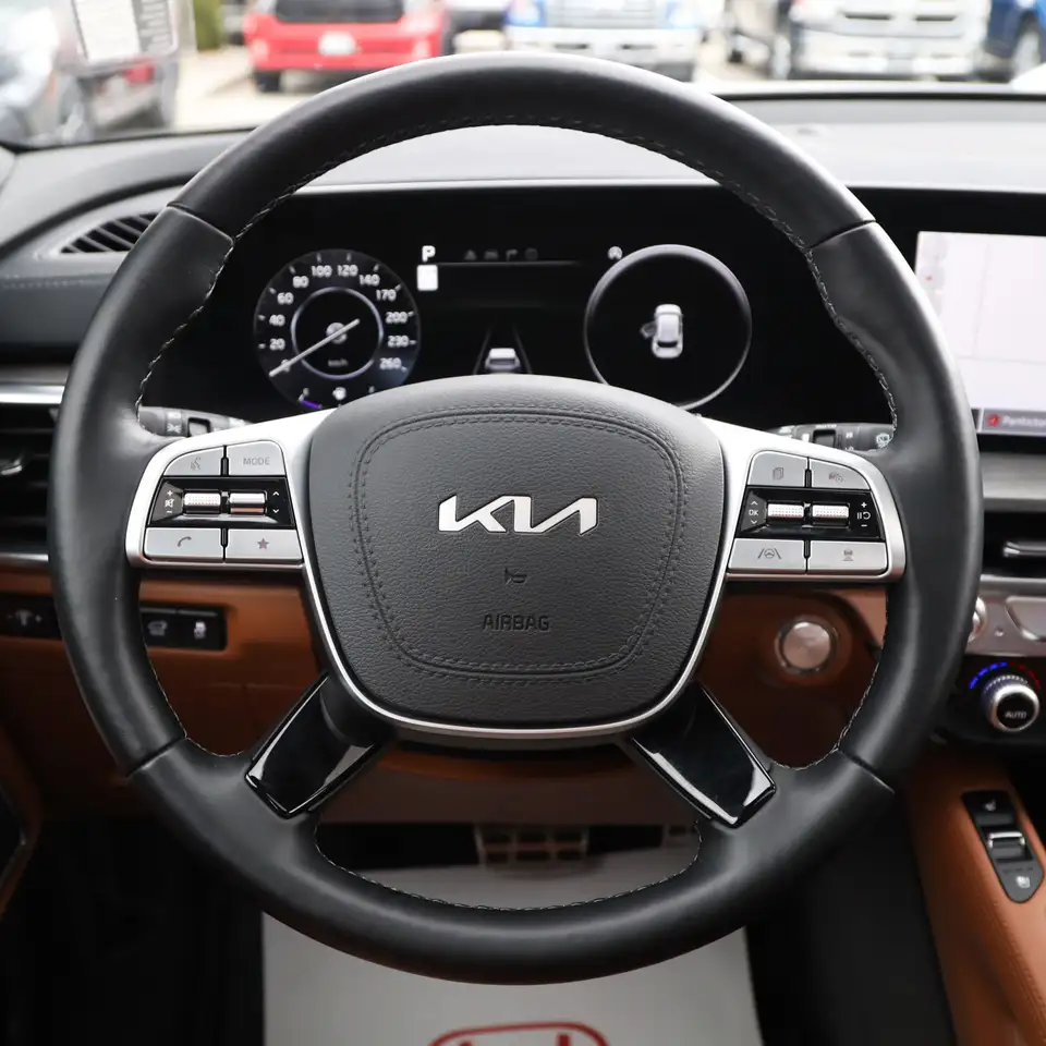Kia Telluride снимка Kia Telluride