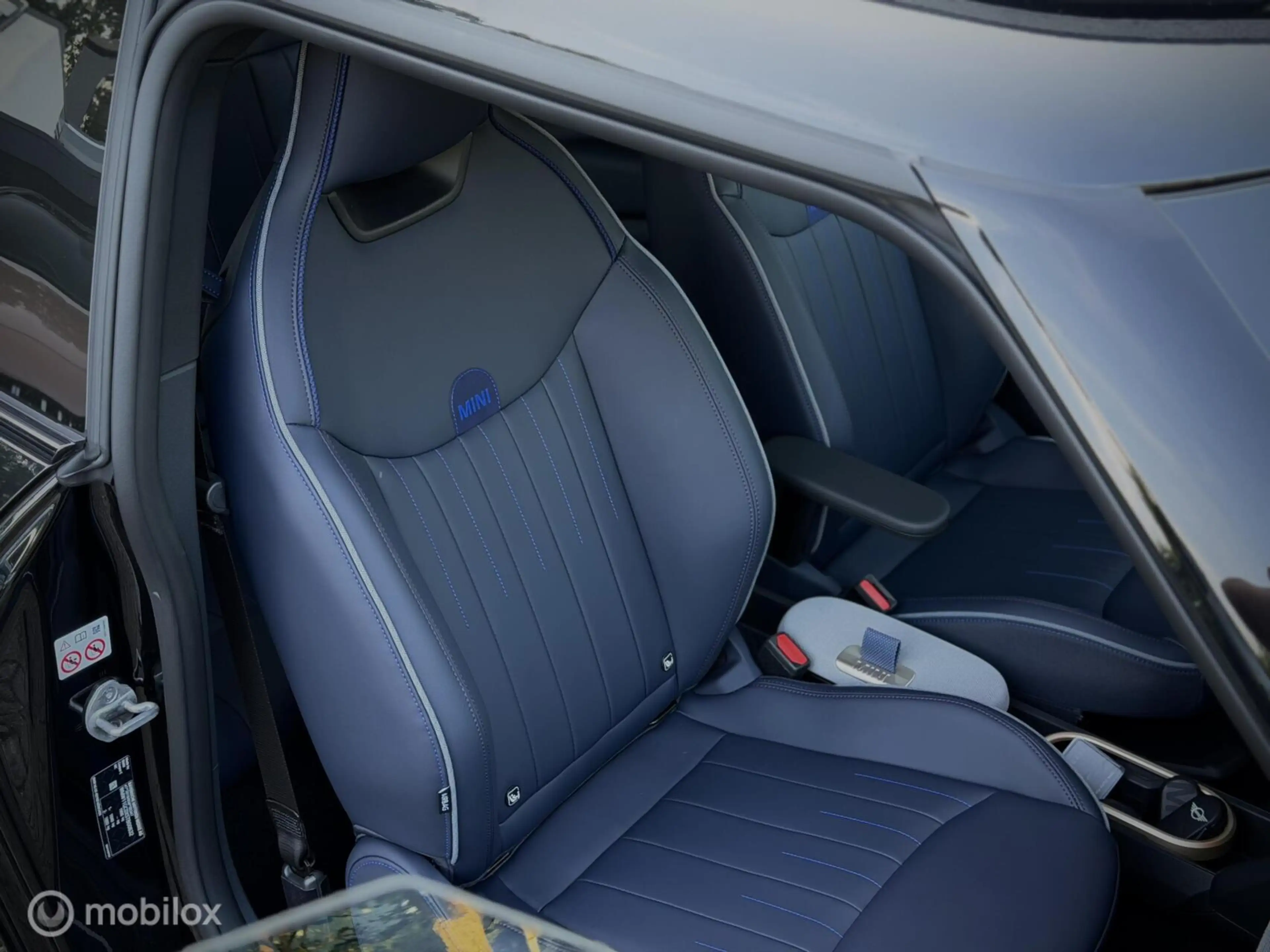 MINI Cooper E 3-Deurs Favoured M 40.7 kWh Nieuw! Fabriek Garanti — photo 12