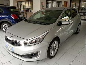 ceed II 2016 1.6 crdi Active 110cv