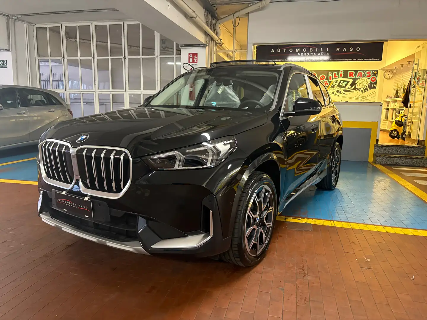BMW X1 X1 U11 sdrive20i mhev 48V X-Line auto Nero - 1