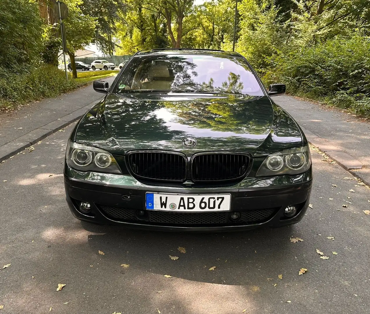BMW 750 BMW 750i V8 mit LPG-Anlage | Leder Beige | 8-fach Verde - 1