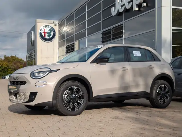 Fiat 600 1.2 100 kW DCT Tech&Winterp. ICON NP:31.490€