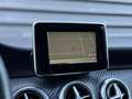 Mercedes-Benz A 200 AMG Pano PDC H/K Navi Cruise 18" Zwart - thumbnail 27