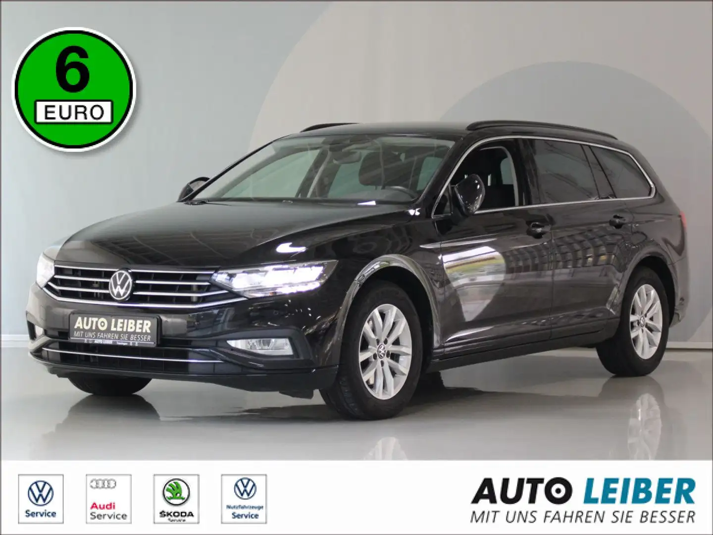 Volkswagen Passat Variant 2.0 TDI SCR Business LED/CAM/ACC Negro - 1