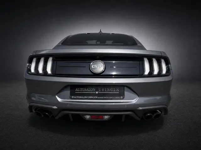 Ford Mustang view 7