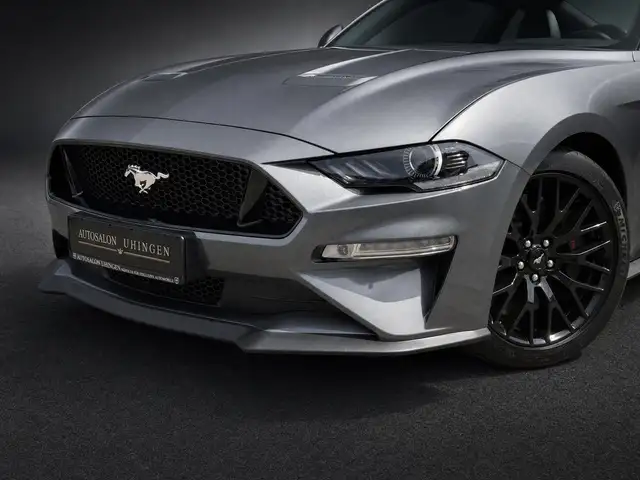 Ford Mustang view 8