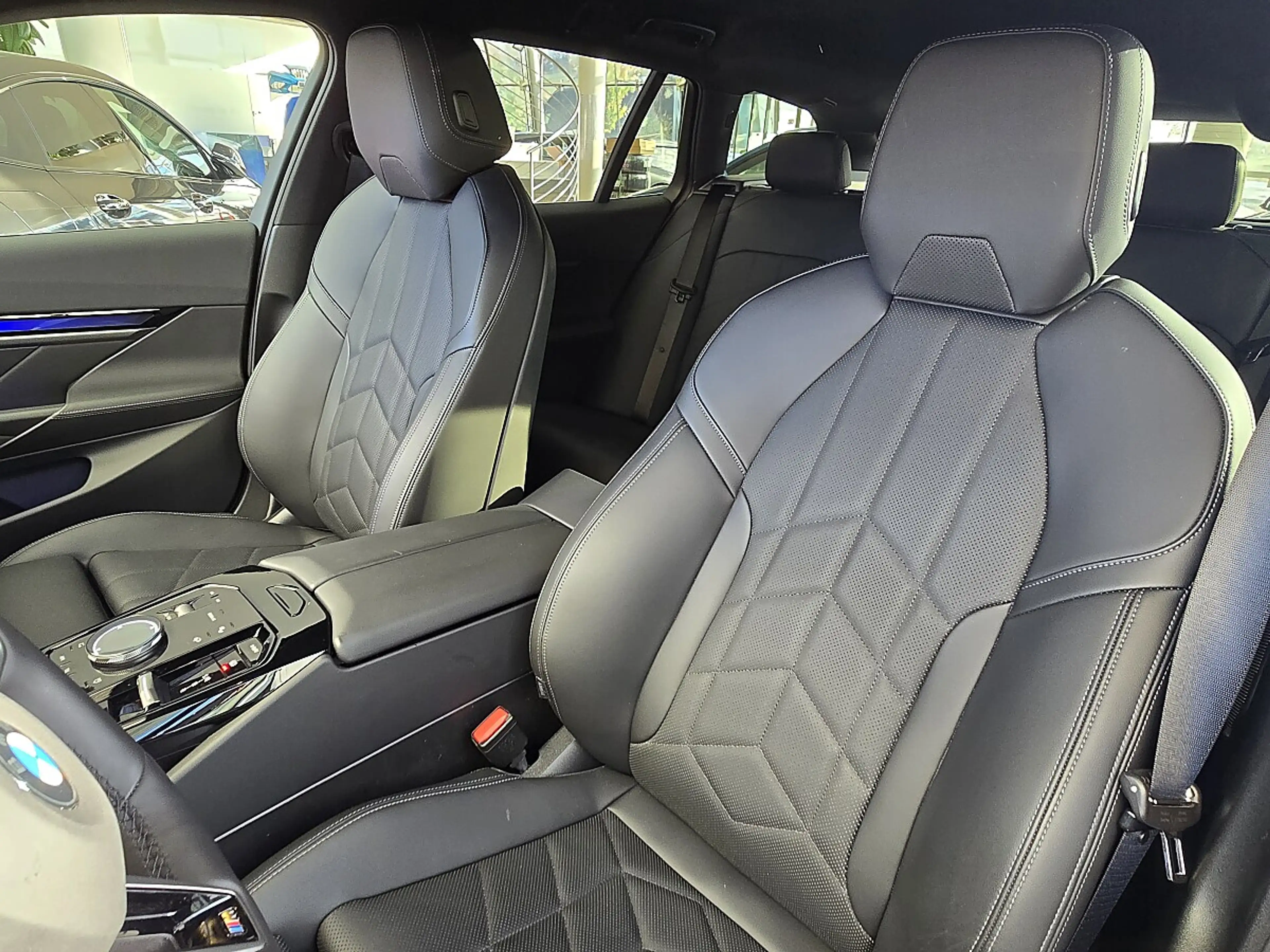 BMW 520 d Touring Aut.  "M Sportpaket" AHK/Standheizung... — photo 15