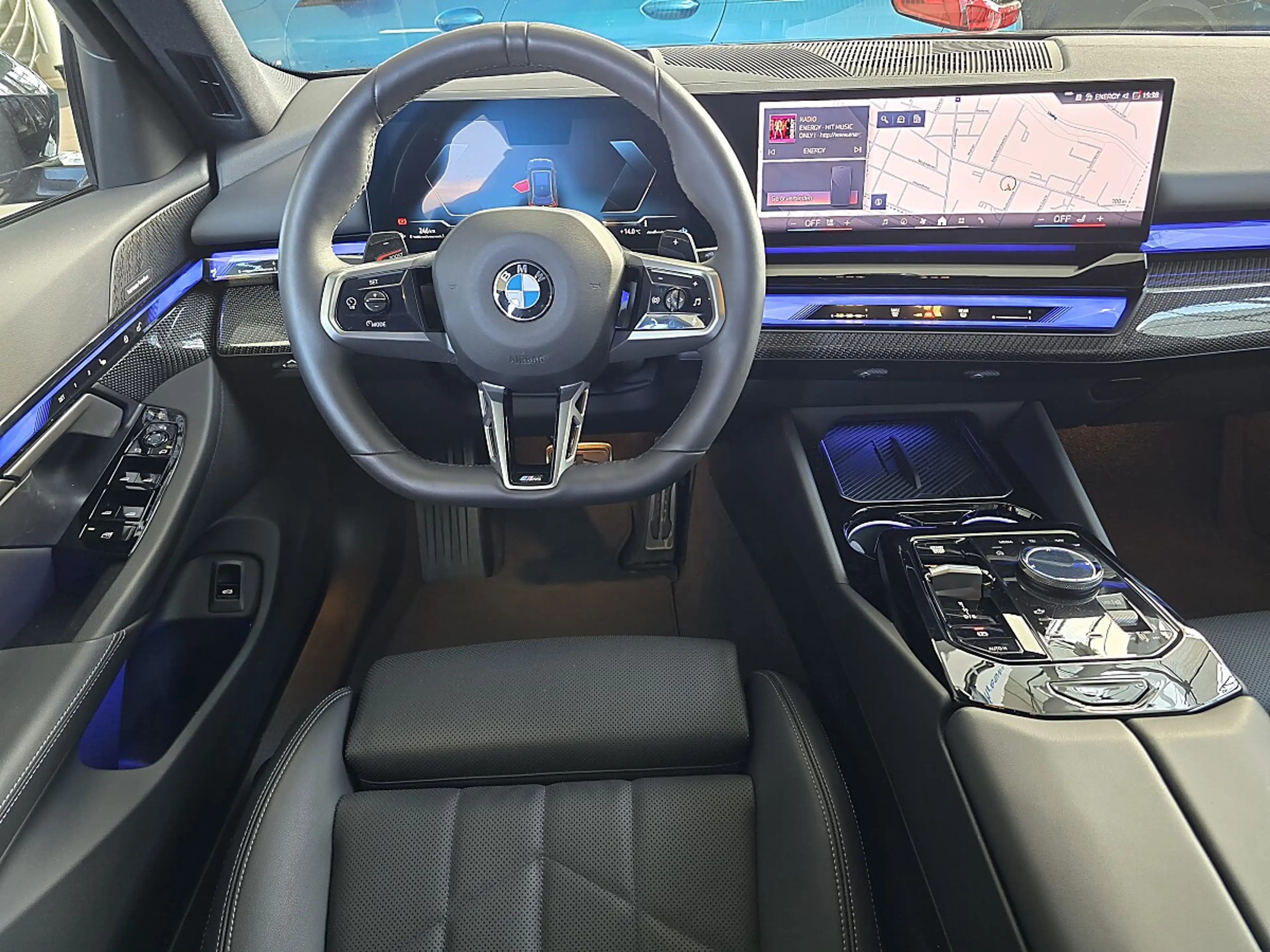 BMW 520 d Touring Aut.  "M Sportpaket" AHK/Standheizung... — photo 10