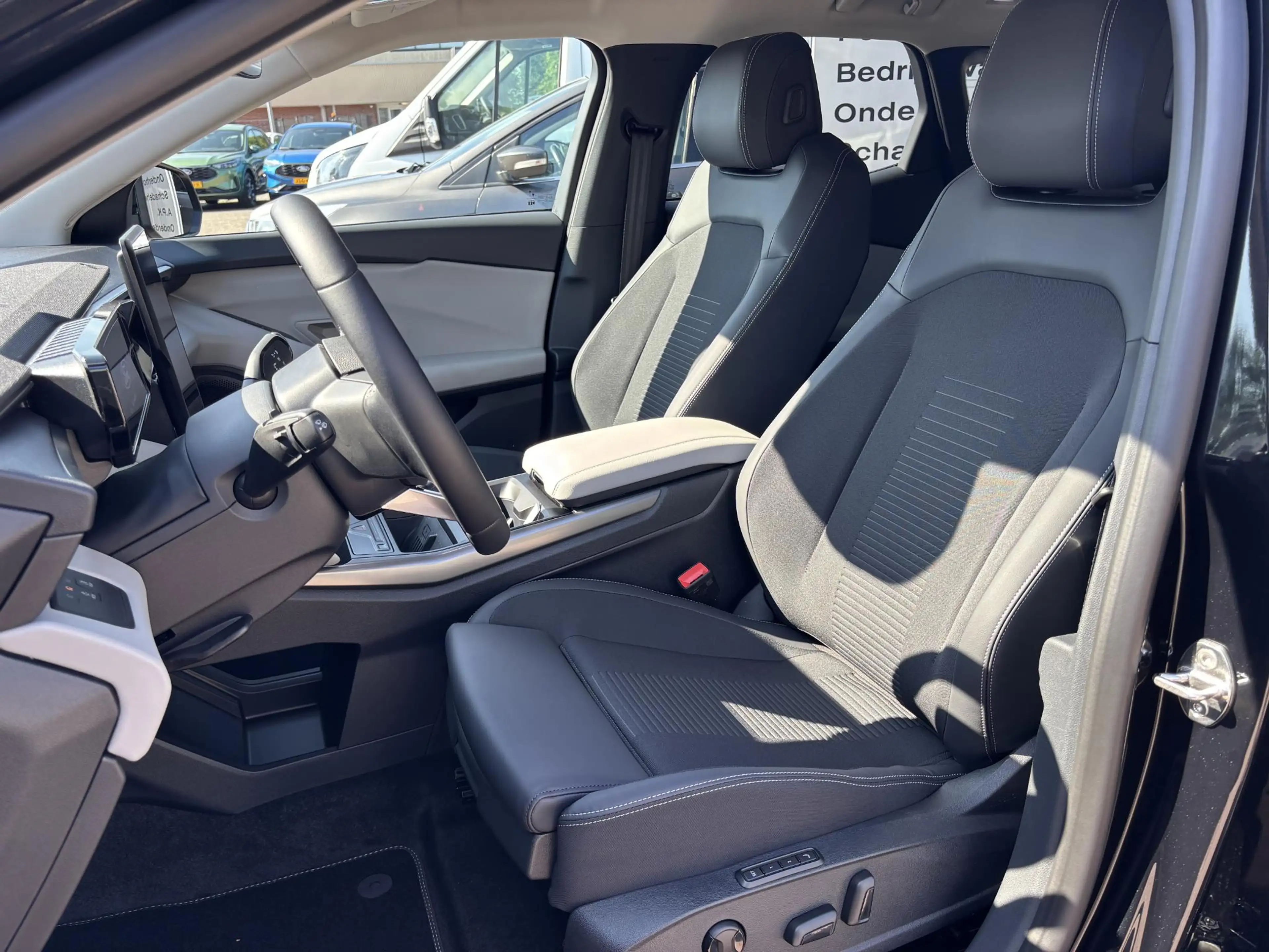 Ford Explorer Select Extended Range RWD 79 kWh SCI 285pk Voorraa — photo 11