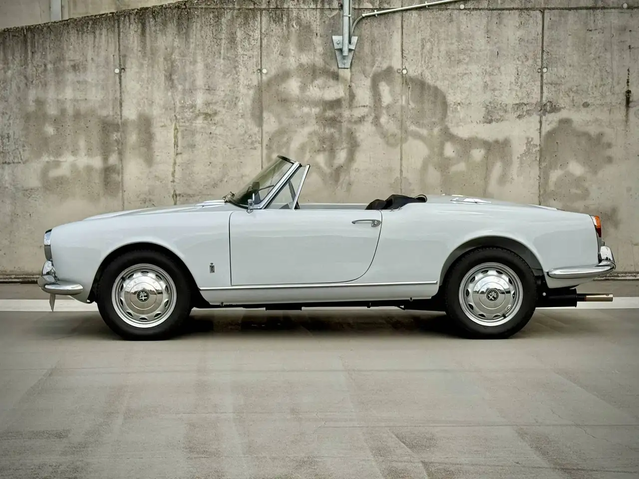 Alfa Romeo Giulia Spider 1600, foto 2