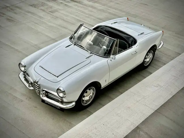 Alfa Romeo Giulia Spider 1600