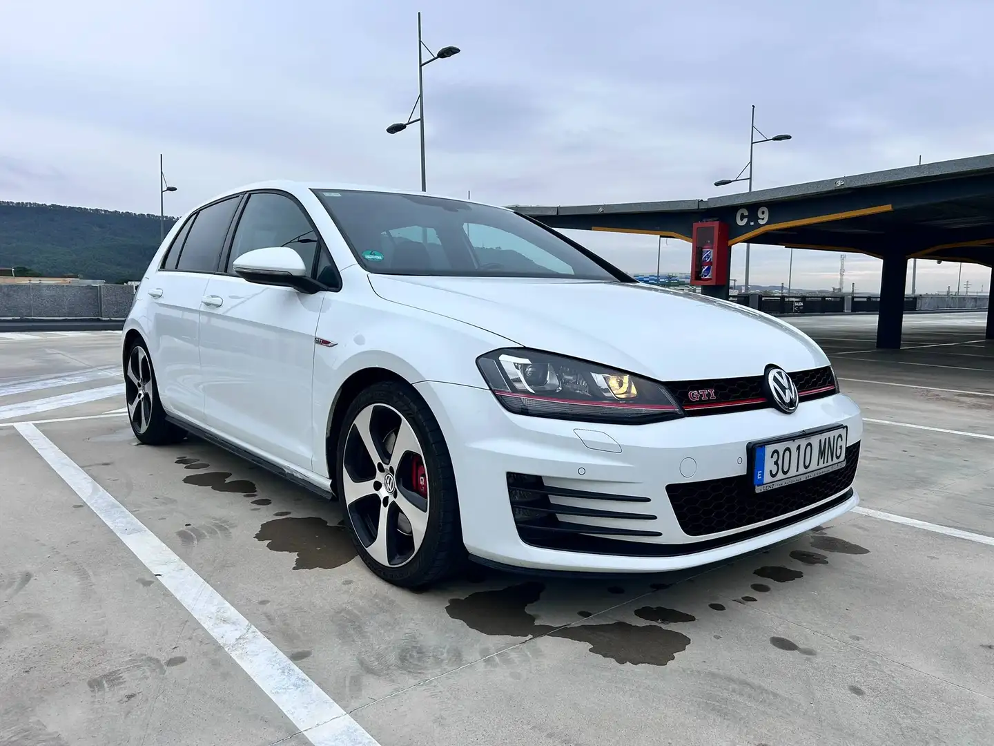 Volkswagen Golf GTI Golf 2.0 TSI GTI Performance 230 GTI Performance Blanco - 2