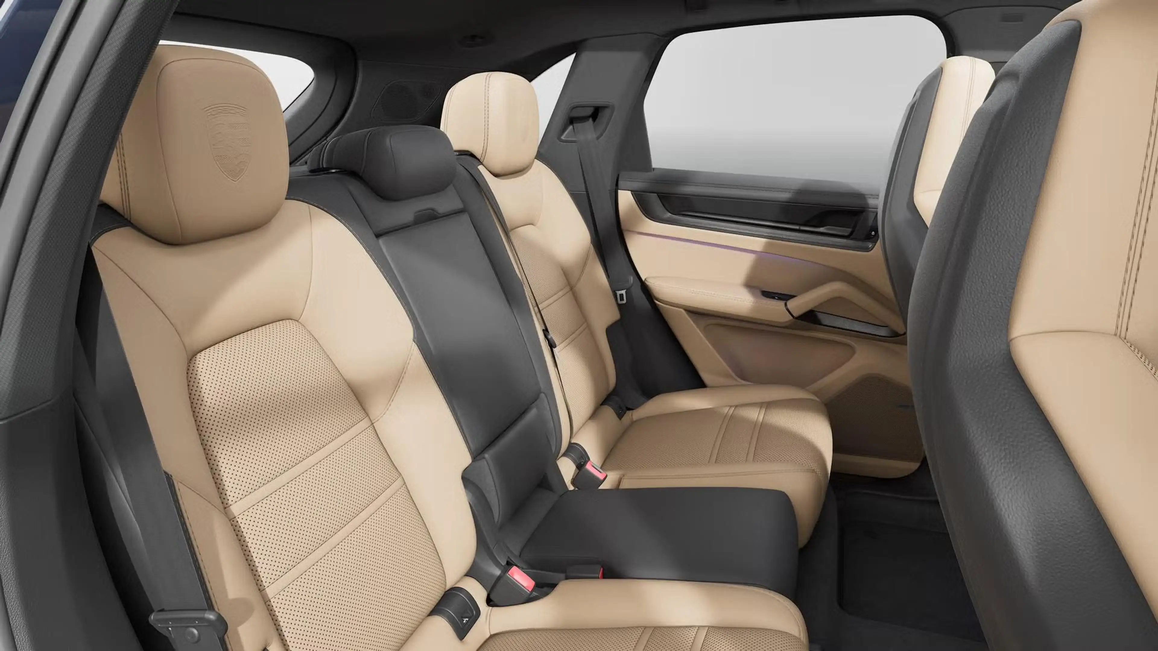 Porsche Cayenne E-Hybrid Black Edition — photo 11