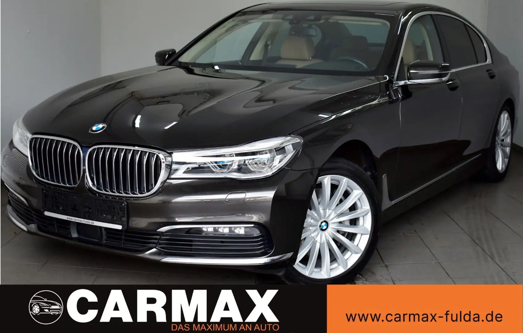 BMW 730 d xDrive Laser,Massage,HeadUp,Harman/K,360° Hnědá - 2