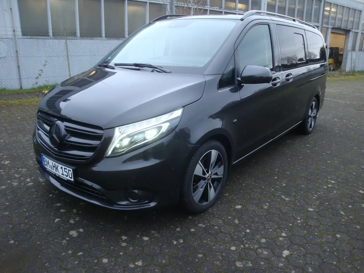 Mercedes-Benz Vito 124 CDI Tourer lang /Standh./Airmatic/elekt.Sitze Gris - 1