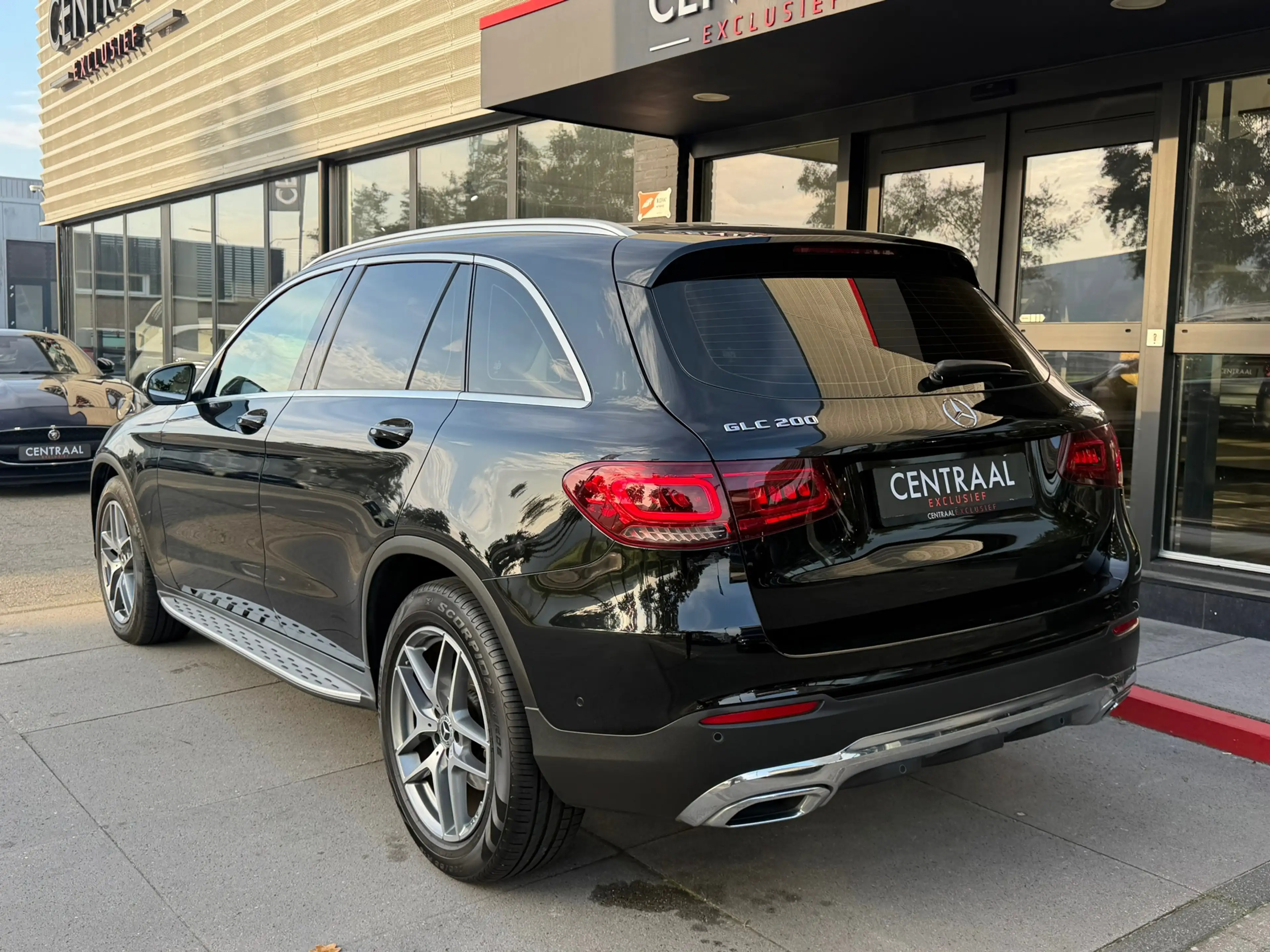 Mercedes-Benz GLC 200 Premium Plus Leder|Keyless|Led|Carplay — photo 28