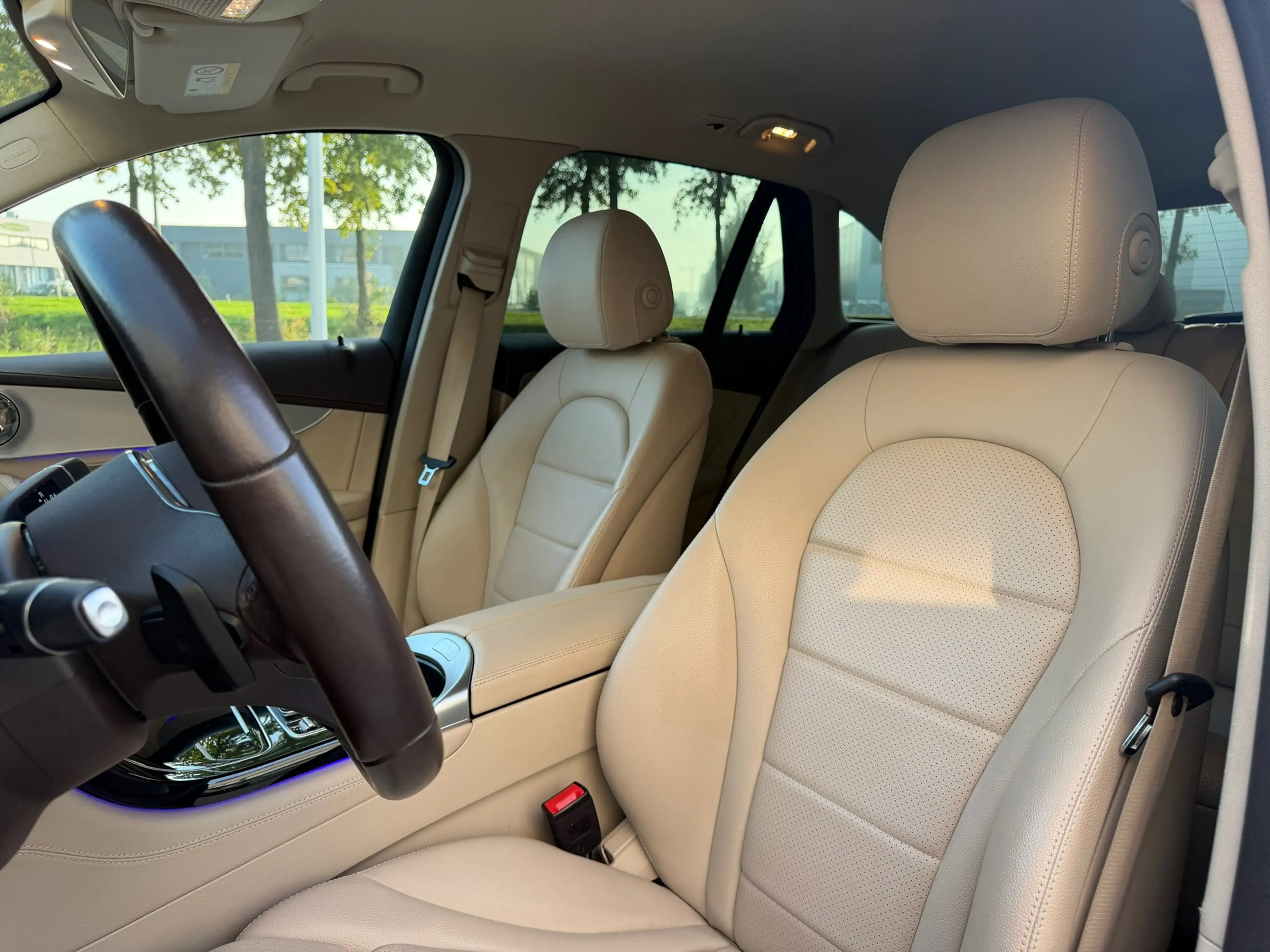 Mercedes-Benz GLC 200 Premium Plus Leder|Keyless|Led|Carplay — photo 19