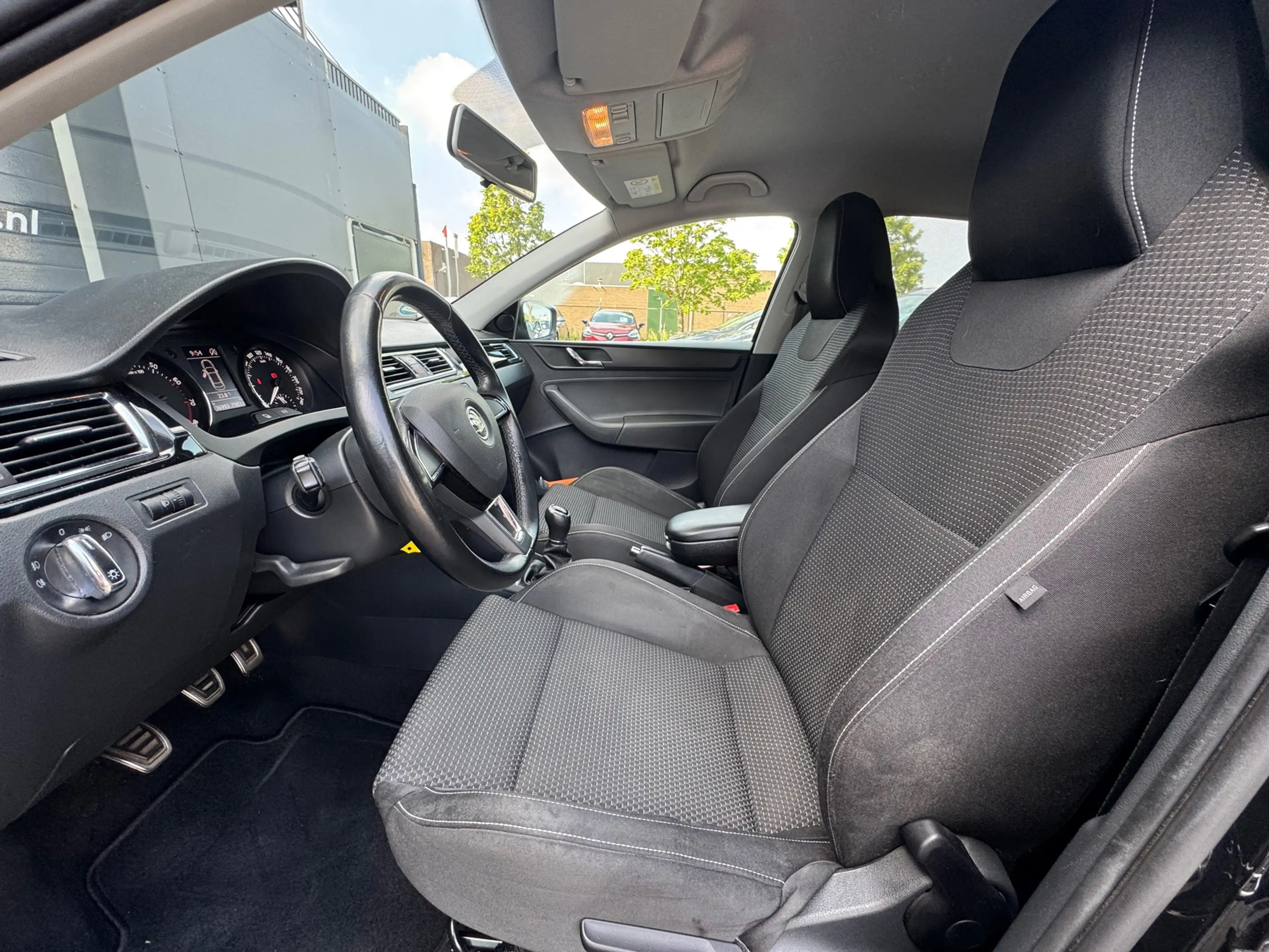 Skoda Rapid/Spaceback 1.2 TSI Greentech Elegance CLIMATE | CRUISE | 2de — photo 12