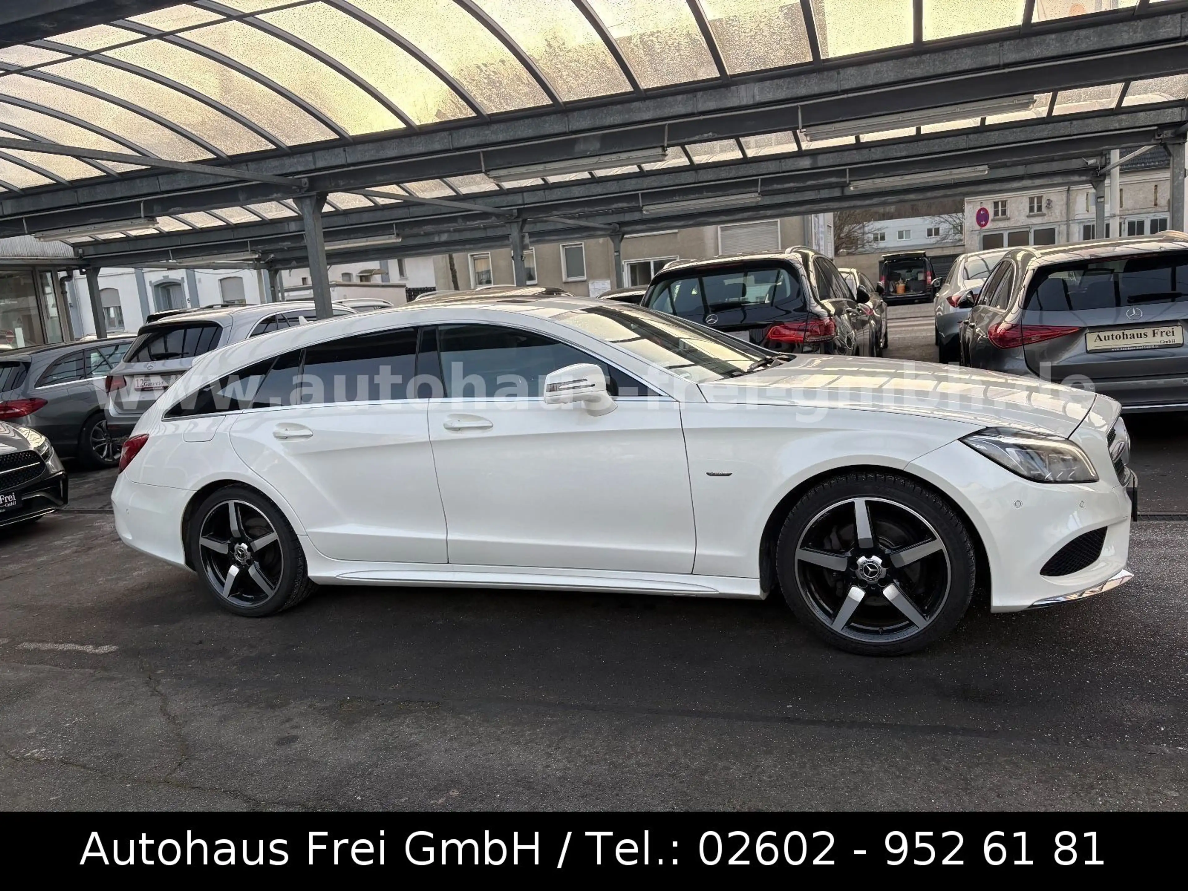 Mercedes-Benz CLS 250 CLS 250 d SB 4Matic BE*AMG*FINALEDITION*GARANTIE — photo 11