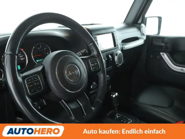 Jeep Wrangler view 11
