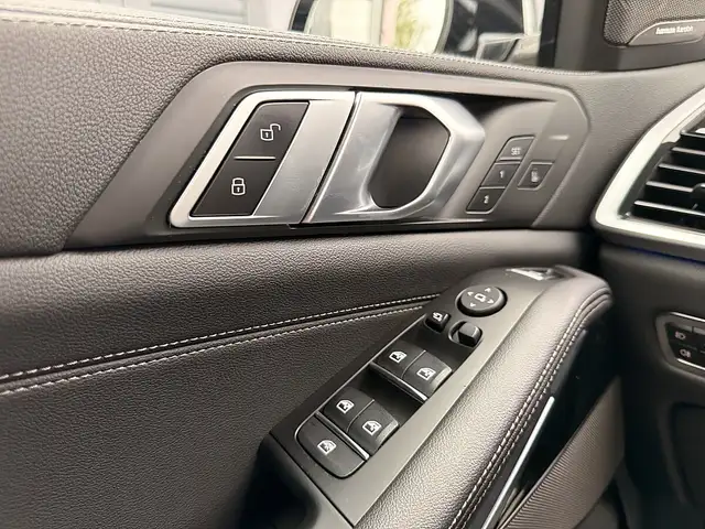 BMW X5 xDrive30d Aut. M-Sportpaket/LUFT/H&K/HUD/M-SPOR... Ansicht 36