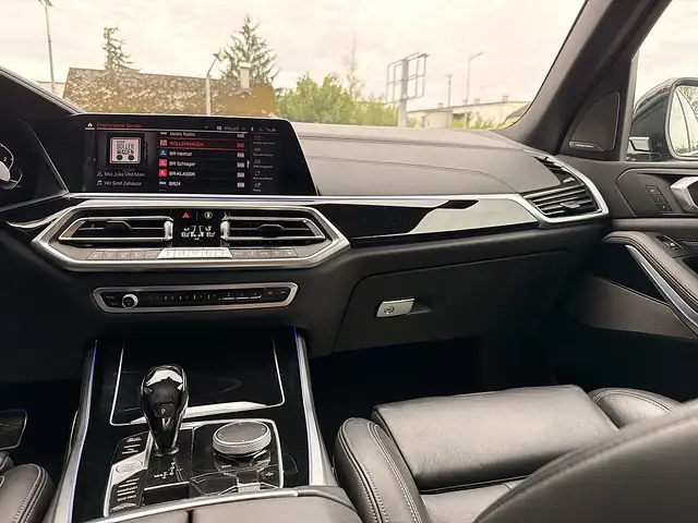 BMW X5 xDrive30d Aut. M-Sportpaket/LUFT/H&K/HUD/M-SPOR... Ansicht 32