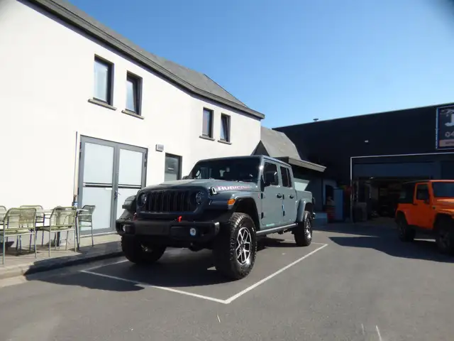 Jeep Gladiator 3.6 V6 Mojave & Rubicon Edition ** New 0 km**