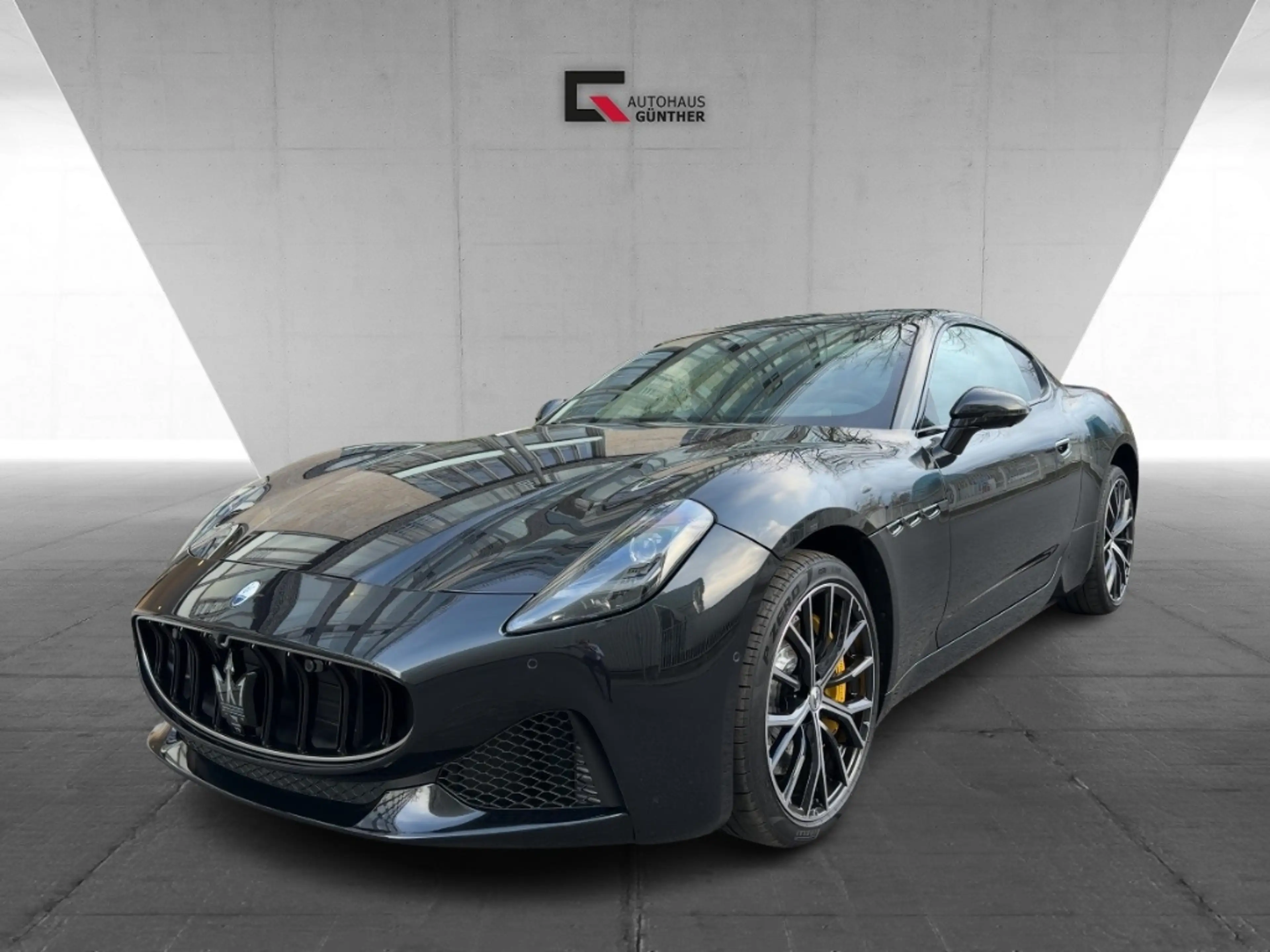 Maserati GranTurismo Modena MY26 Surround 360°-Sonus Faber