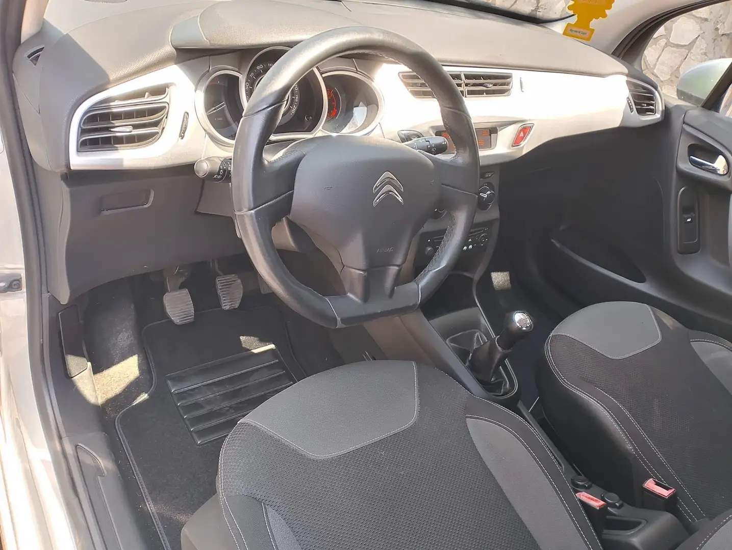 Citroen C3 1.4 hdi Business c/esp,navi,sens.parc. - 2