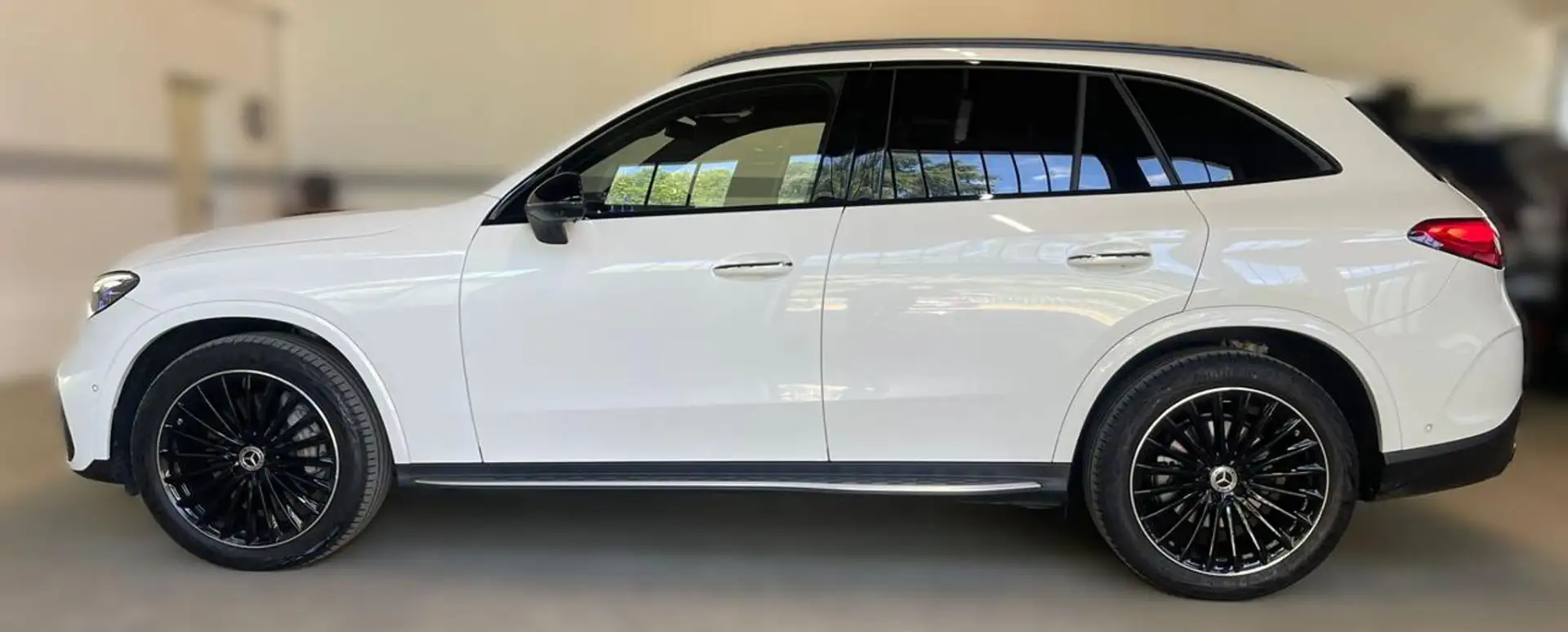 Mercedes-Benz GLC 300 d 4Matic Mild Hybrid AMG Line Premium Plus Blanc - 2