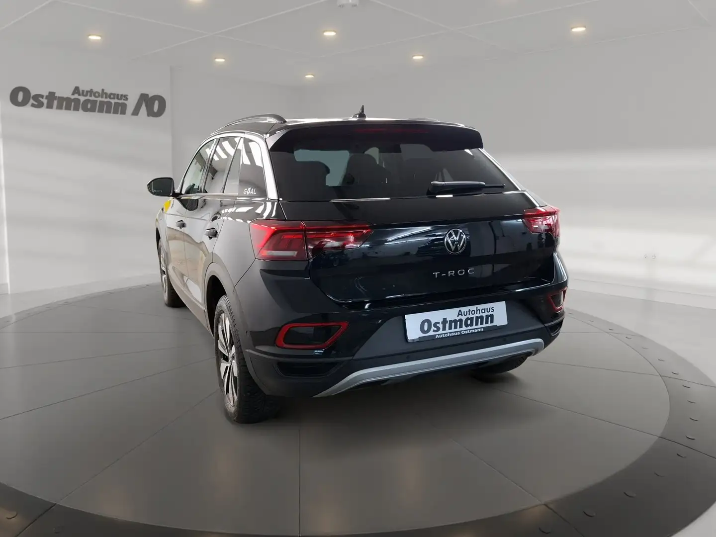 Volkswagen T-Roc 1.0 TSI Goal LED Navi SHZ Climatr. Carplay Zwart - 2