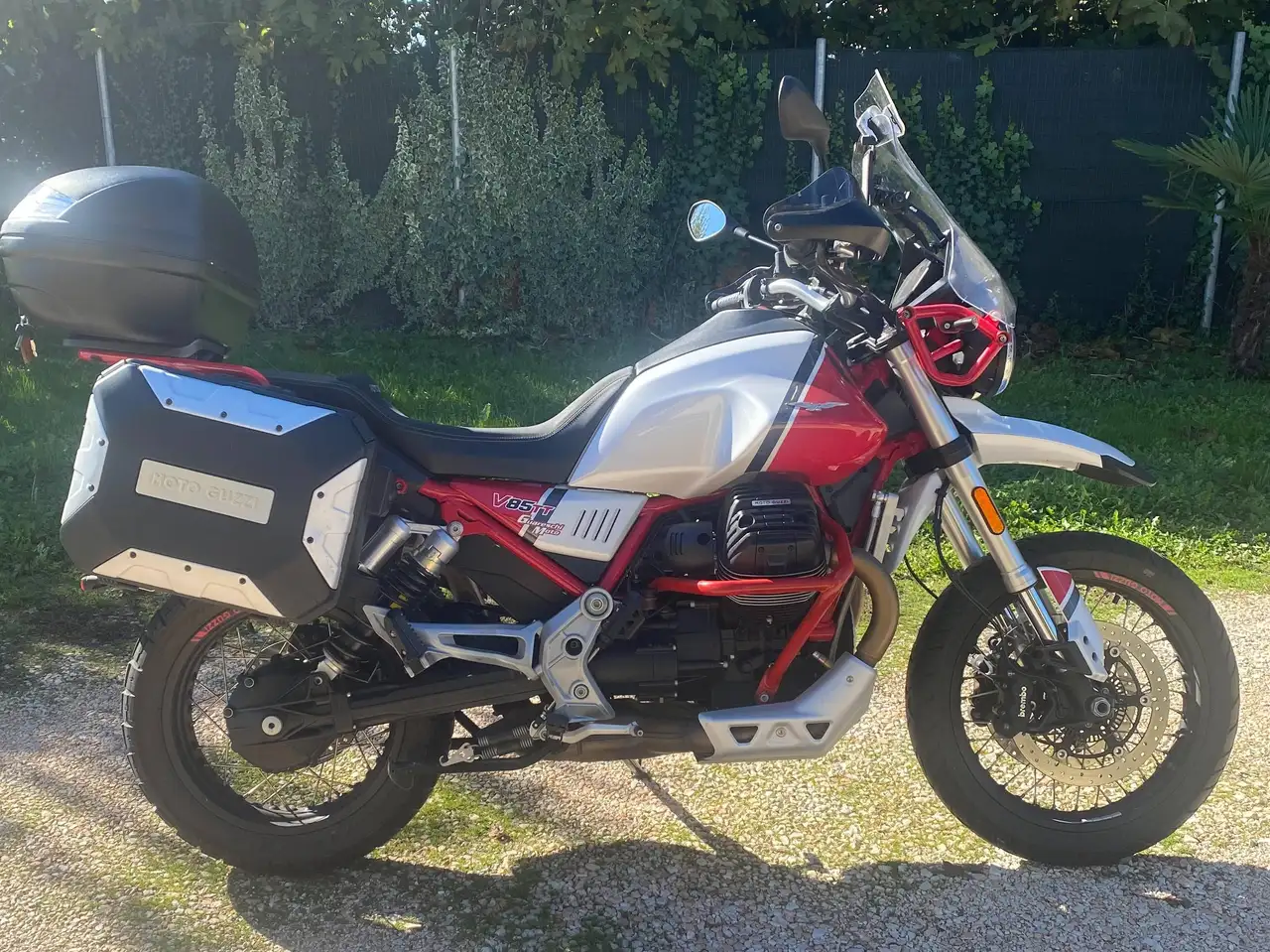 Moto Guzzi V 85 TT