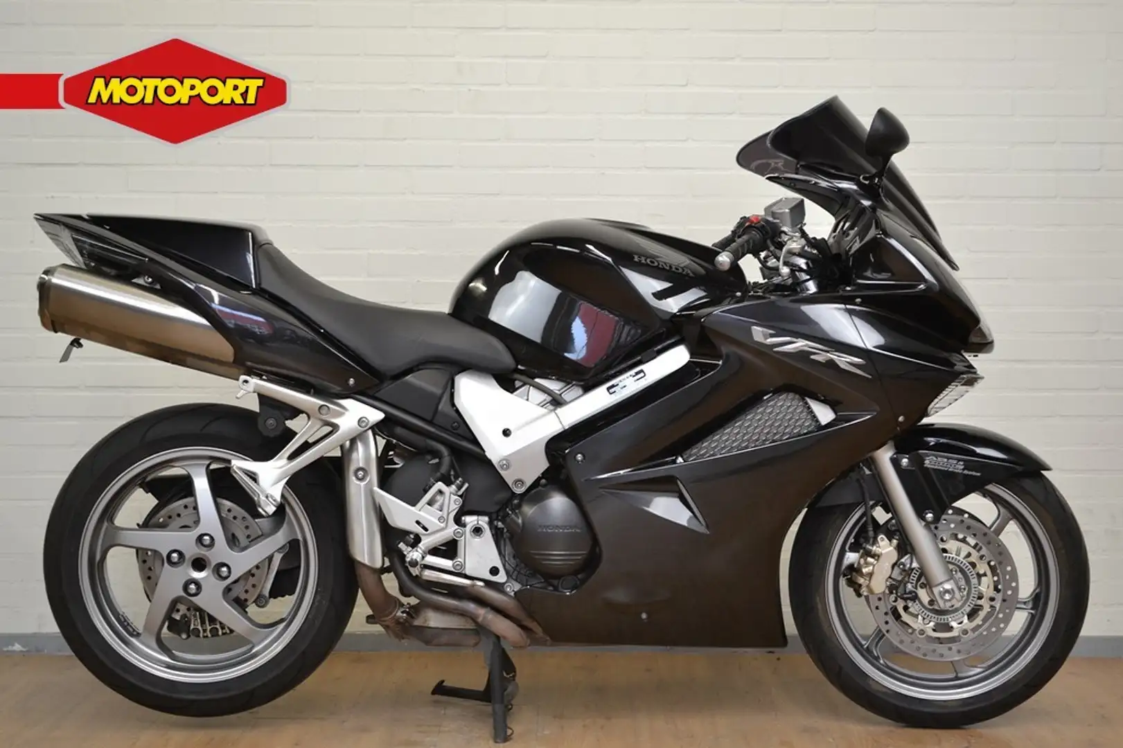 Honda VFR 800 A Zwart - 1