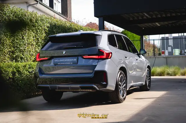 BMW X1 view 5
