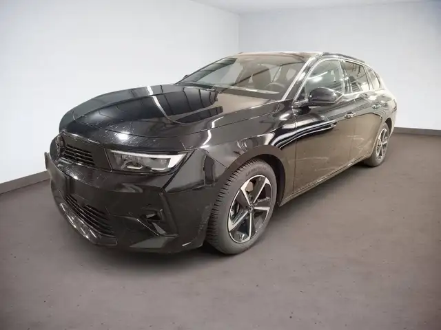 Opel Astra view 7
