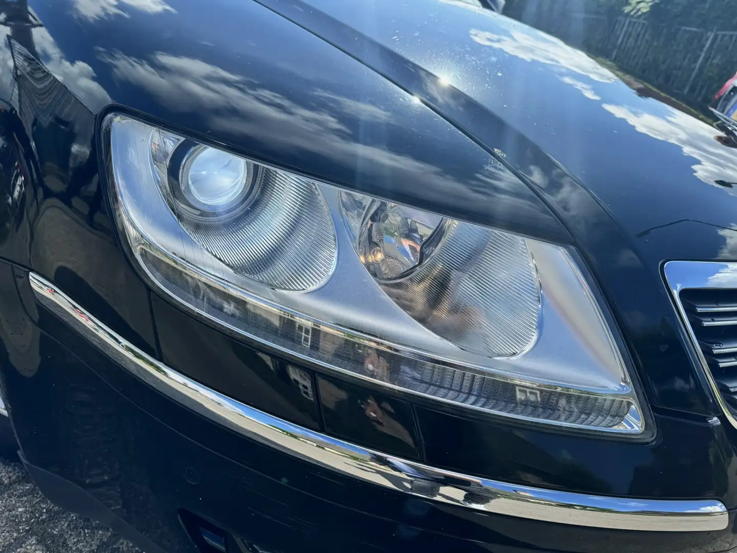 Volkswagen Phaeton 3.0TDI 225pk Navi/Xenon/Leer/Pdc/Disc changer/Driv Černá - 2