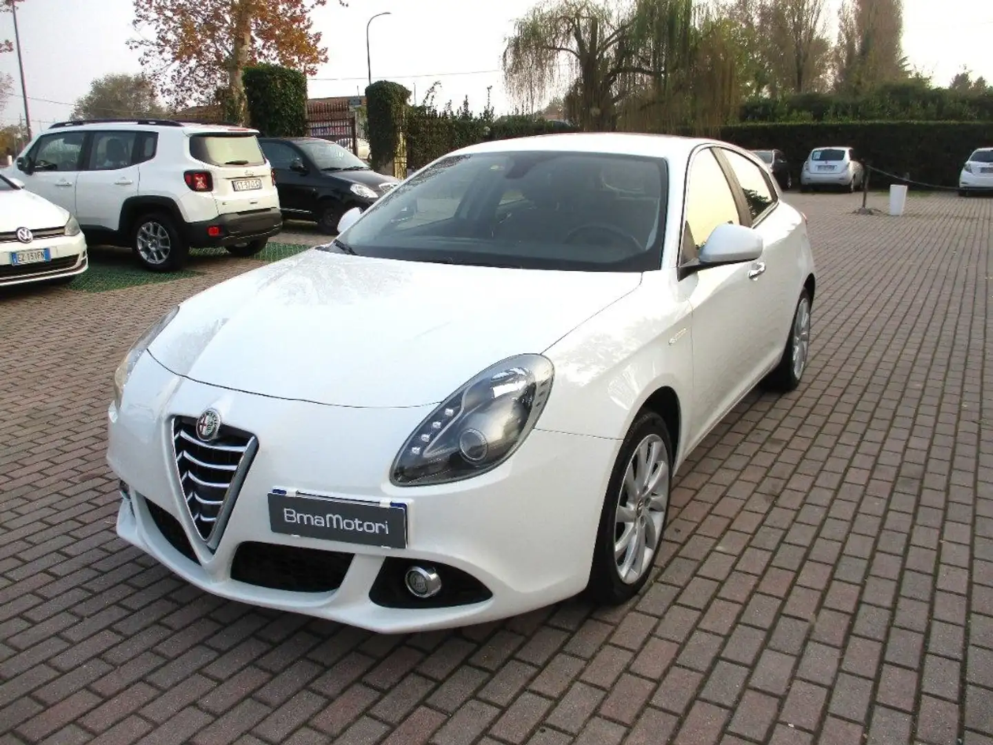 Alfa Romeo Giulietta 1.6 JTDm-2 105Cv Distinctive Blanc - 1