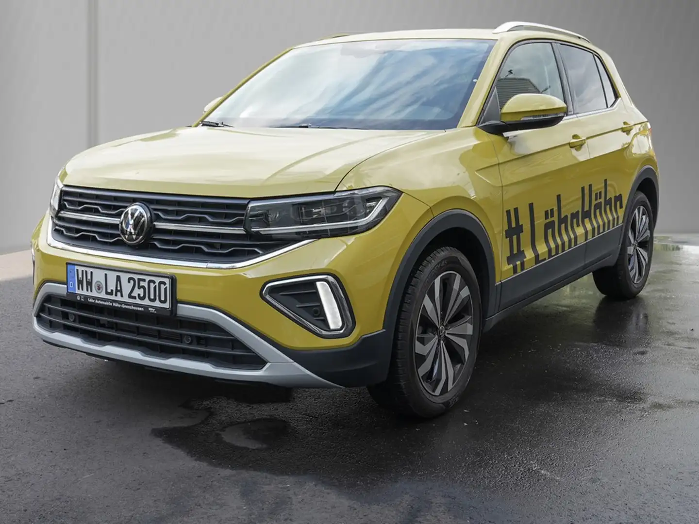 Volkswagen T-Cross Style 1.0 TSI DSG Yellow AHV RearView Jaune - 2