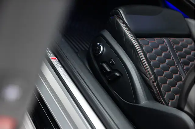 Audi RS5 view 16