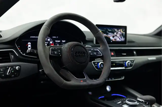 Audi RS5 view 18