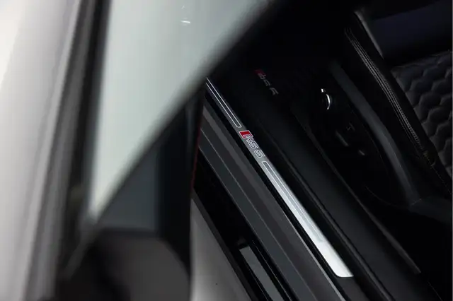 Audi RS5 view 15