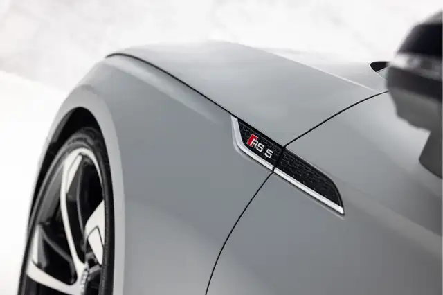Audi RS5 view 14