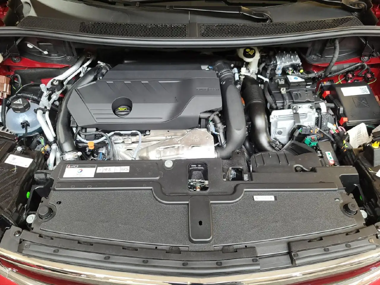Opel Grandland Elegance Plug-in-Hybrid DESIGN-PAKET 14