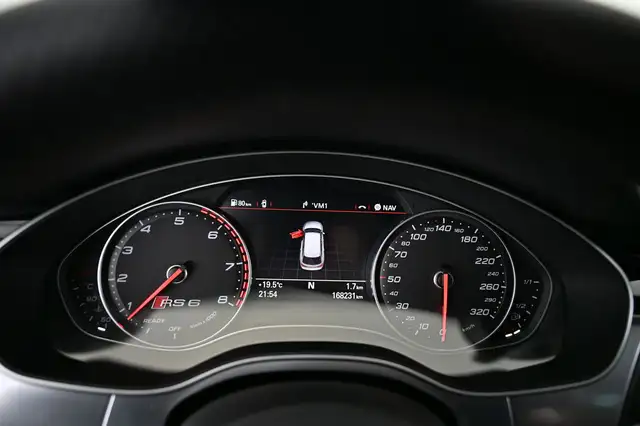 Audi RS6 view 25