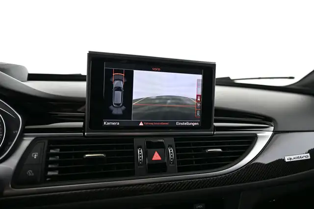 Audi RS6 view 22