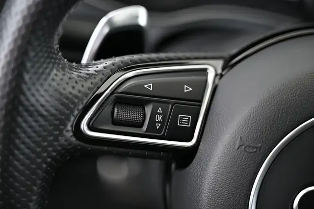 Audi RS6 view 27