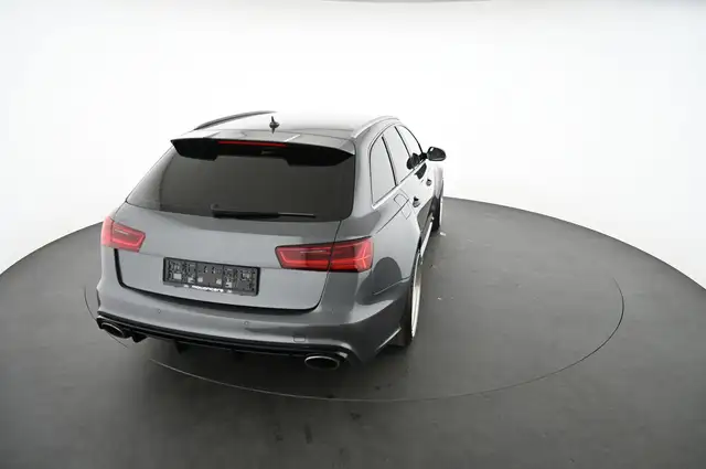 Audi RS6 view 12