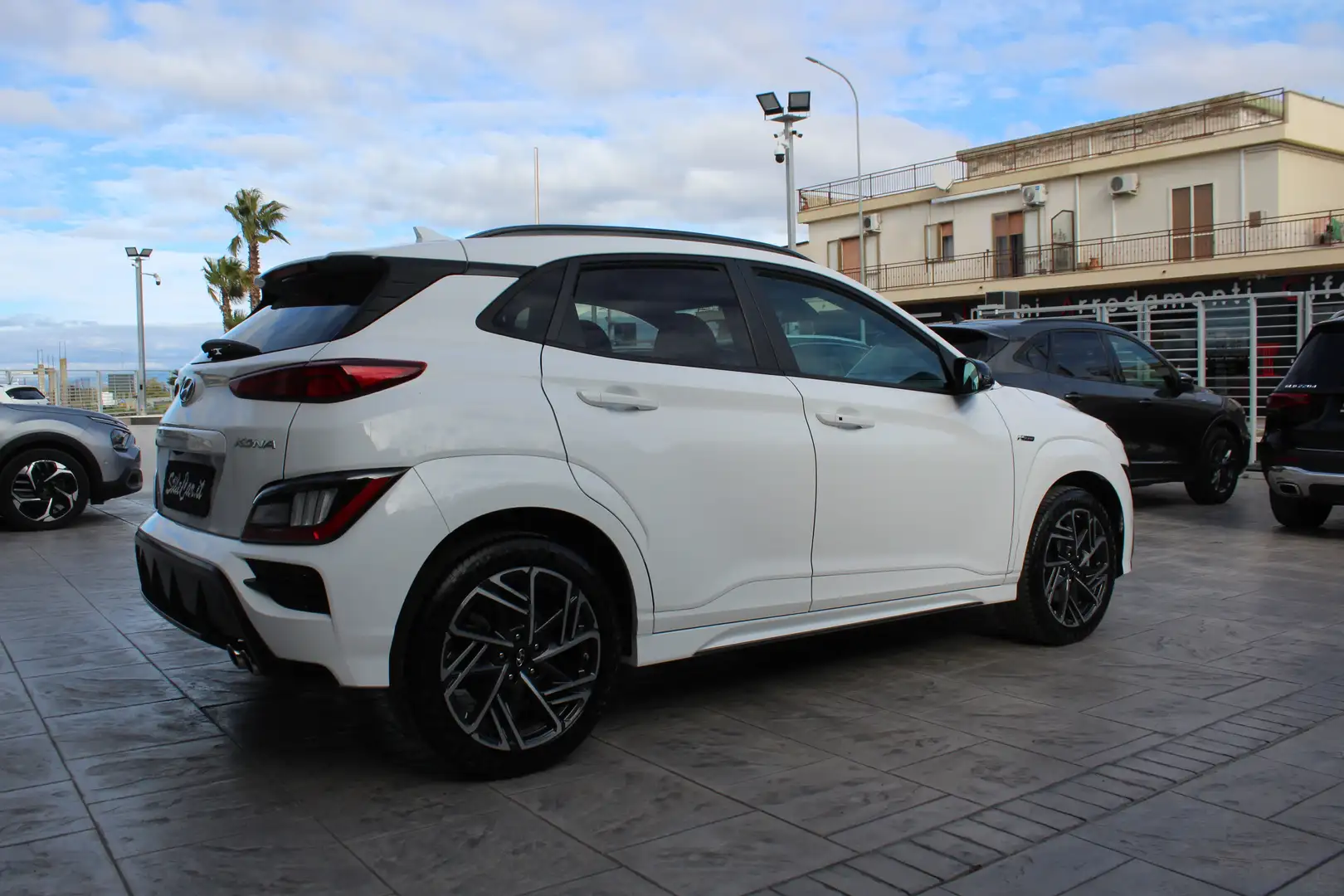 Hyundai KONA Kona 1.6 crdi 48V NLine Safety Pack 2wd 136cv imt Wit - 2