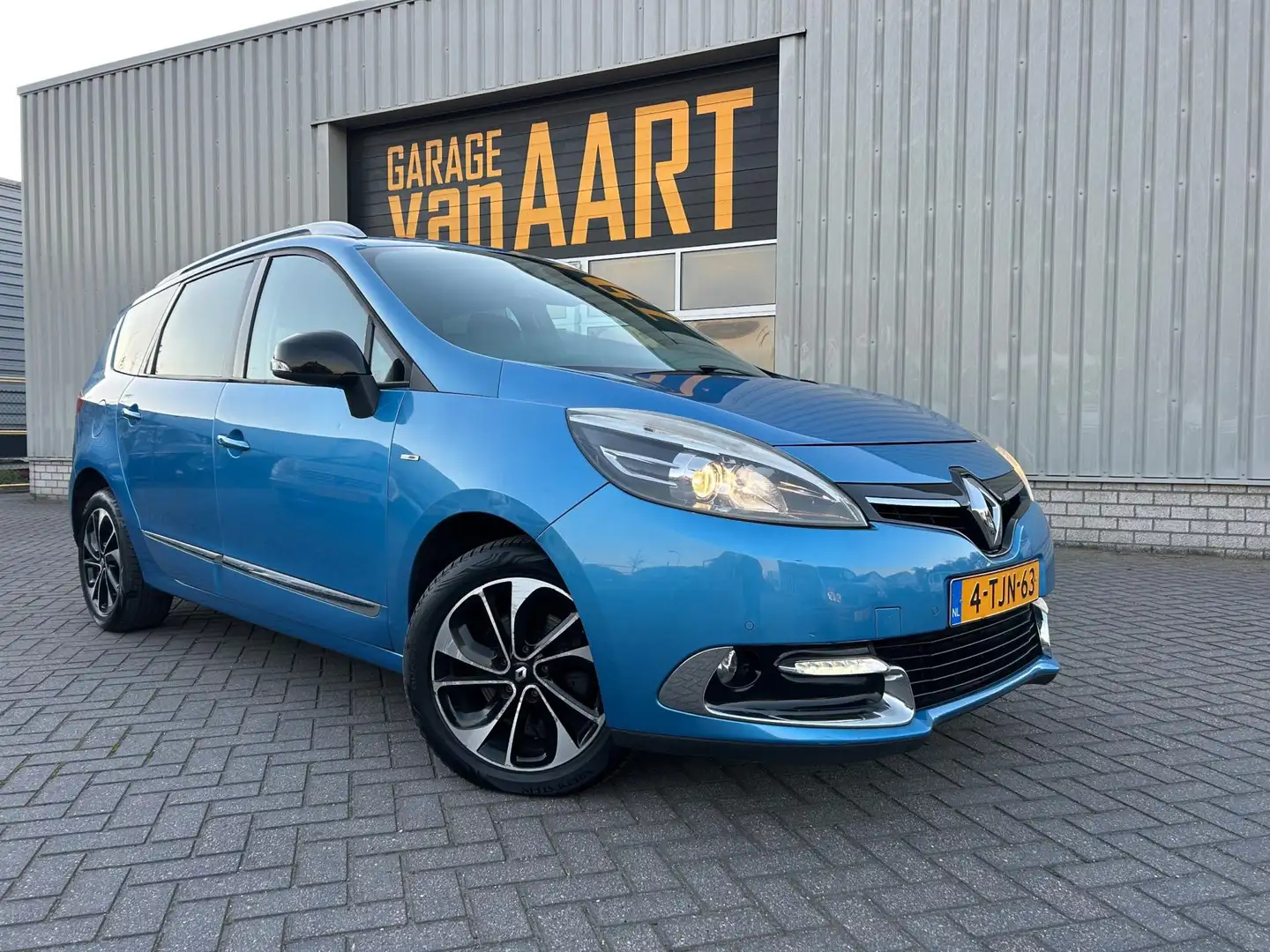 Renault Grand Scenic 1.2 TCe Bose | NAVI | CAMERA | NAP | CLIMATE | Blauw - 1