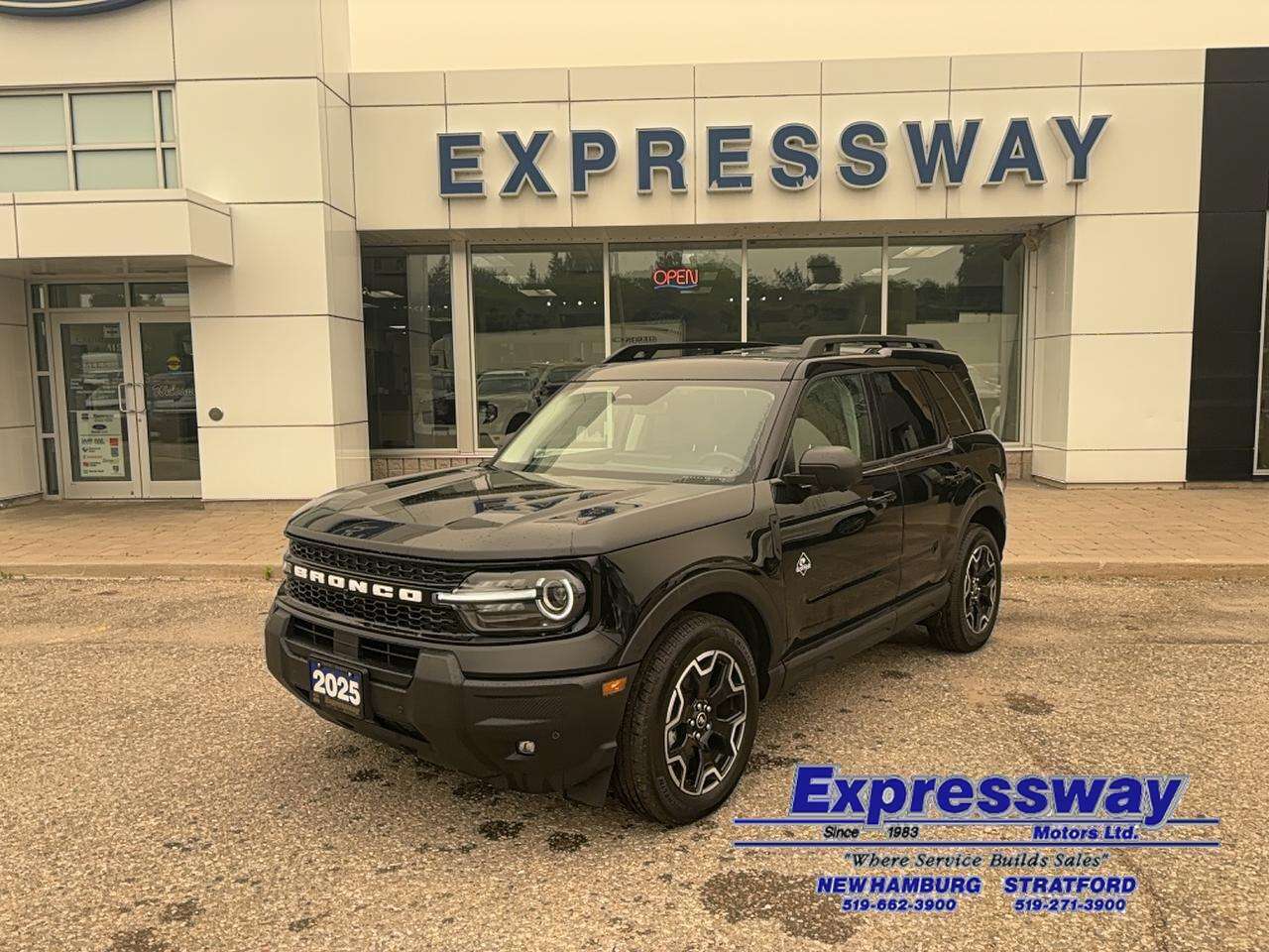 2025 Ford Bronco Sport OUTERBANKS WITH TECH PACKAGE! MOONROOF! LOADED!